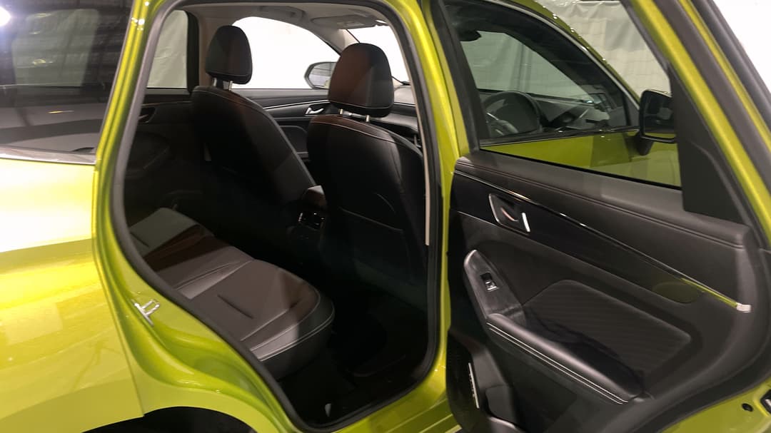 2022 GWM Haval Jolion Lux, Automatic, 37217 km, Right Side Rear Door Cabin View