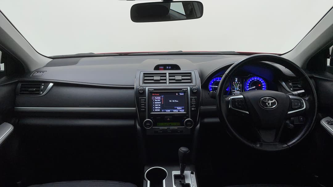 2017 Toyota Camry Rz S.e., Automatic, 111371 km, Dashboard View