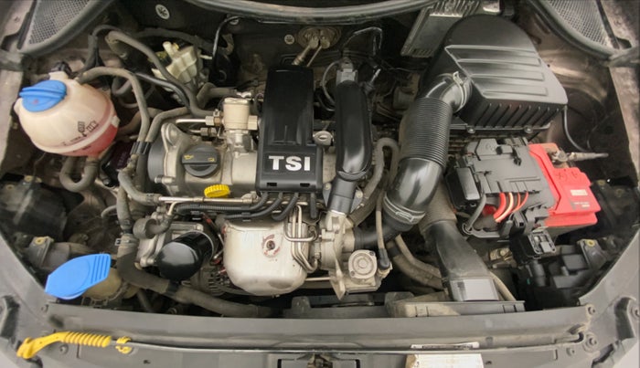 2016 Volkswagen Vento HIGHLINE PETROL AT, Petrol, Automatic, 87,911 km, Open Bonet