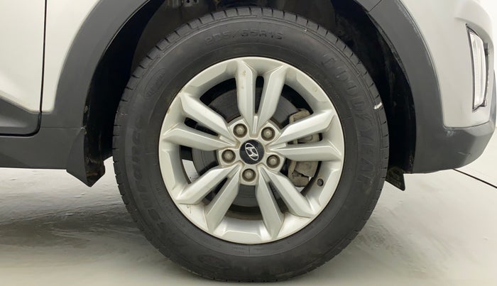 2018 Hyundai Creta SX PLUS 1.6 PETROL, Petrol, Manual, 28,287 km, Right Front Wheel