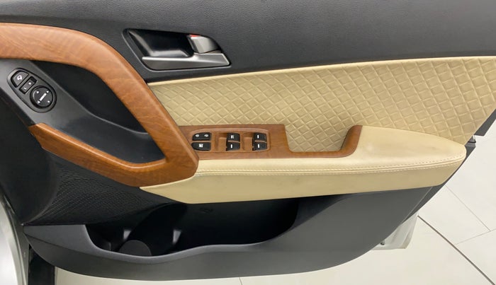 2018 Hyundai Creta SX PLUS 1.6 PETROL, Petrol, Manual, 28,287 km, Driver Side Door Panels Control