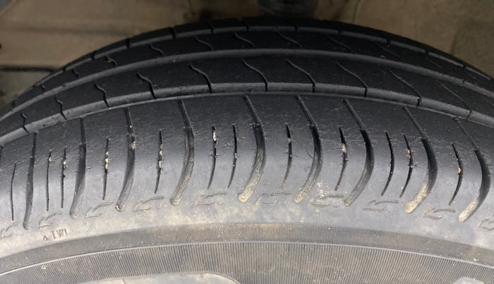2019 Maruti S PRESSO VXI PLUS, Petrol, Manual, 18,603 km, Left Front Tyre Tread