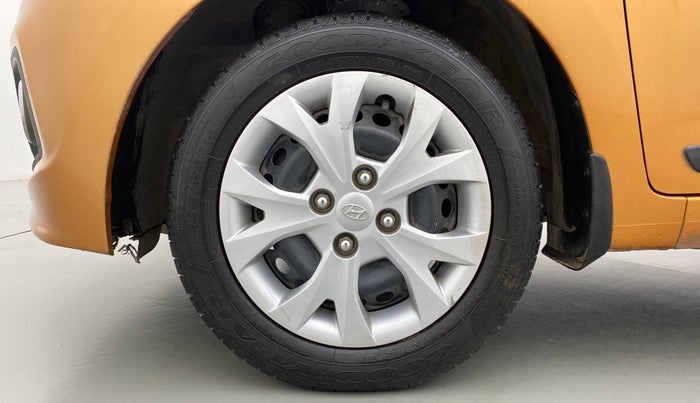 2016 Hyundai Grand i10 SPORTZ 1.2 KAPPA VTVT, Petrol, Manual, 18,831 km, Left Front Wheel