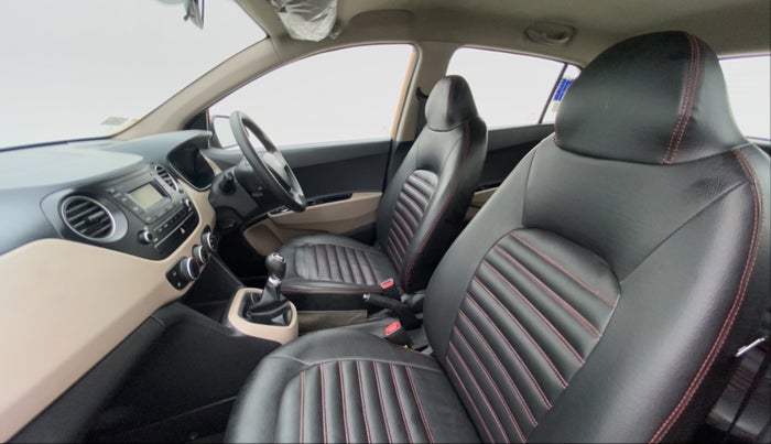 2016 Hyundai Grand i10 SPORTZ 1.2 KAPPA VTVT, Petrol, Manual, 18,831 km, Right Side Front Door Cabin