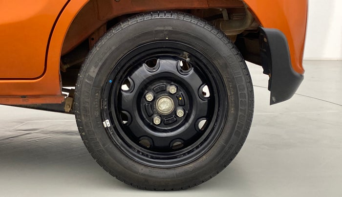 2015 Maruti Alto K10 VXI P, Petrol, Manual, 25,994 km, Left Rear Wheel