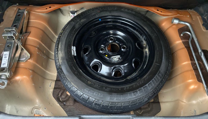 2015 Maruti Alto K10 VXI P, Petrol, Manual, 25,994 km, Spare Tyre