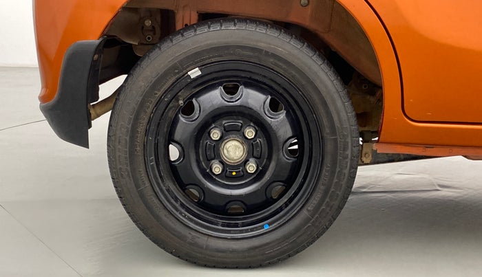 2015 Maruti Alto K10 VXI P, Petrol, Manual, 25,994 km, Right Rear Wheel