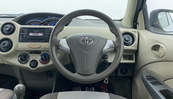 2015 Toyota Etios Liva G, Petrol, Manual, 1,22,598 km, Steering Wheel Close-up