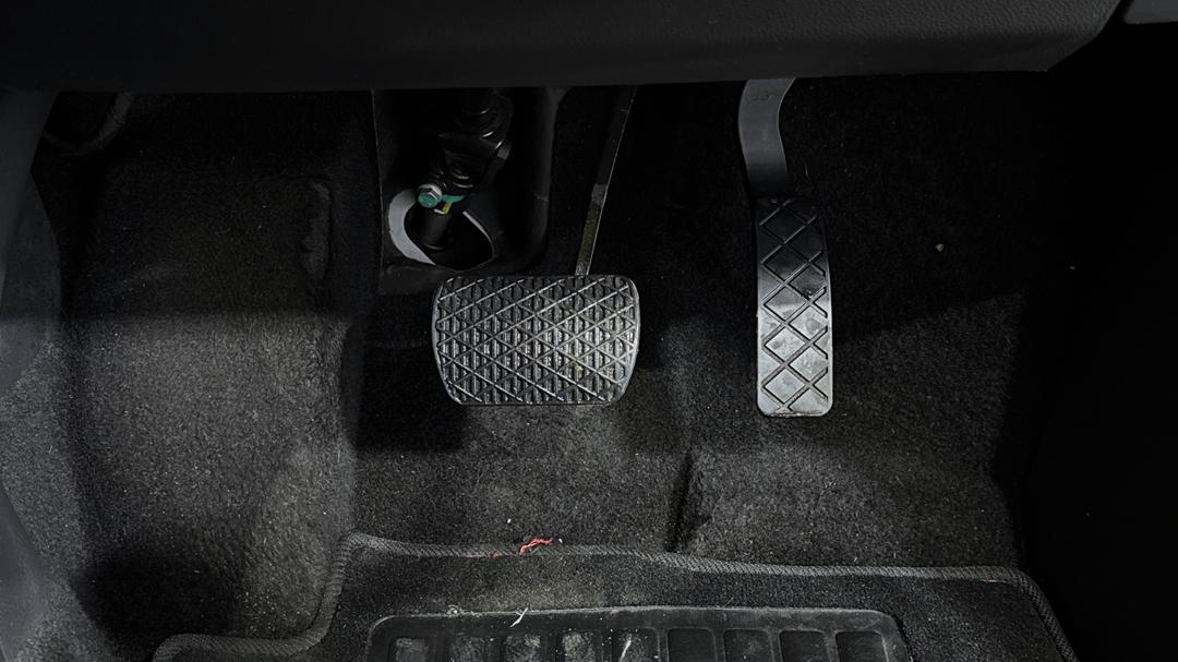 2021 MG Zst Excite, Automatic, 82645 km, Pedals and Footmat