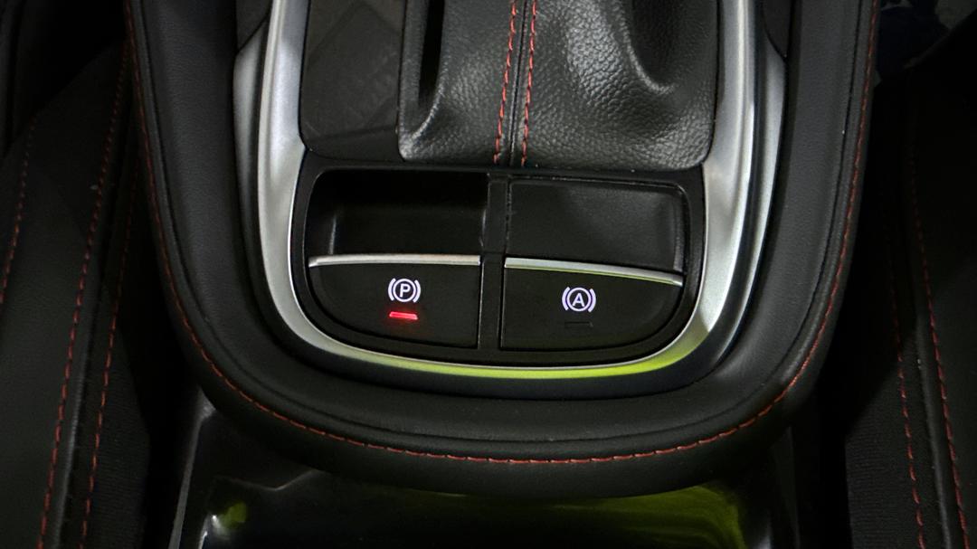 2021 MG Zst Excite, Automatic, 82645 km, Handbrake