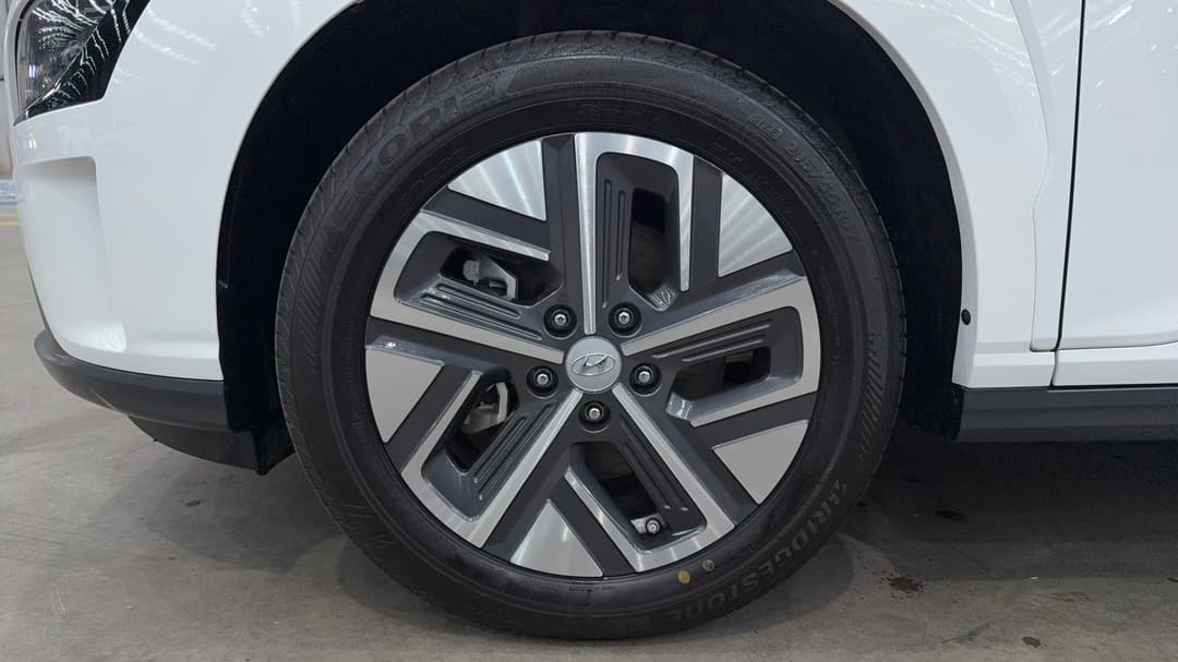 2023 Hyundai Kona Elite Electric Ext Range, Automatic, 21766 km, Left Front Wheel