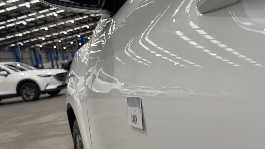 2023 Hyundai Kona Elite Electric Ext Range, Automatic, 21766 km, Doors Front LHS Dent