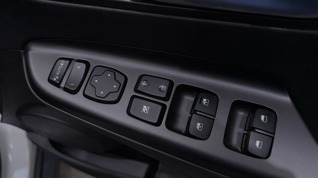 2023 Hyundai Kona Elite Electric Ext Range, Automatic, 21766 km, Drivers Side Door Panel Controls