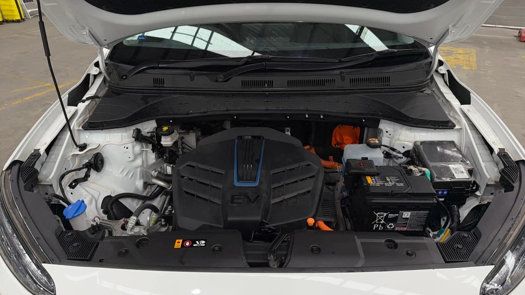 2023 Hyundai Kona Elite Electric Ext Range, Automatic, 21766 km, Open Bonnet (Engine)