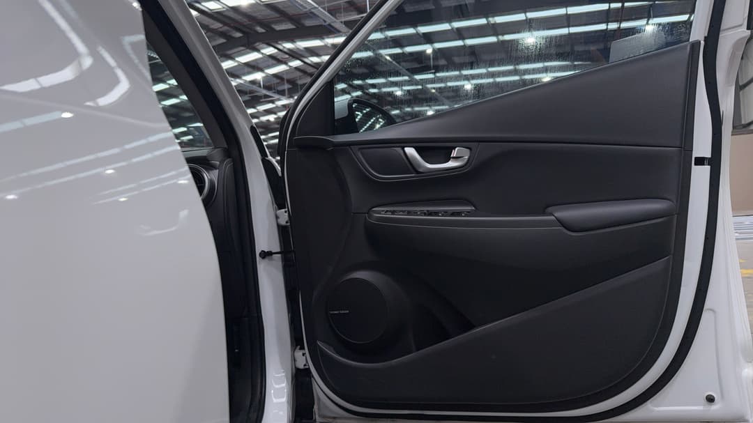 2023 Hyundai Kona Elite Electric Ext Range, Automatic, 21766 km, Speaker View