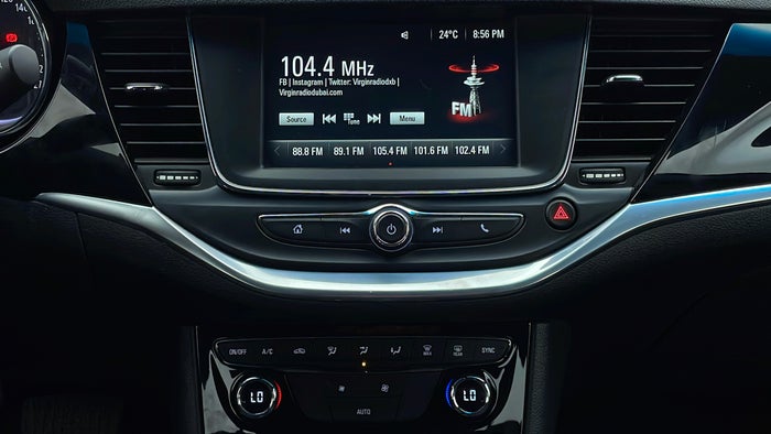 Opel Astra-Center Console