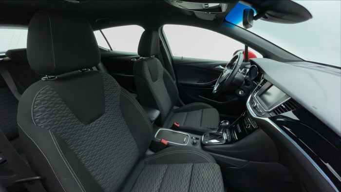 Opel Astra-Right Side Front Door Cabin View