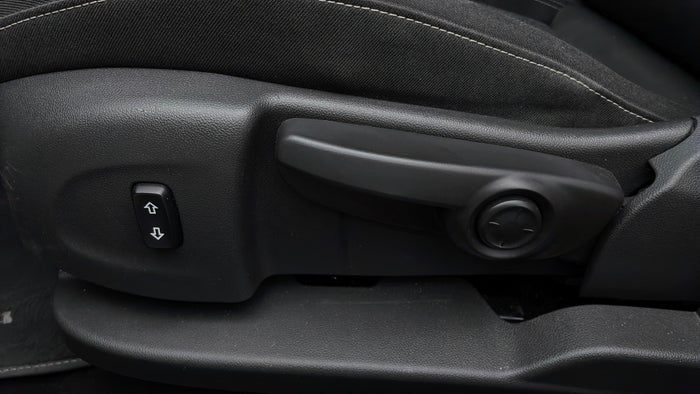 Opel Astra-Driver Side Adjustment Panel