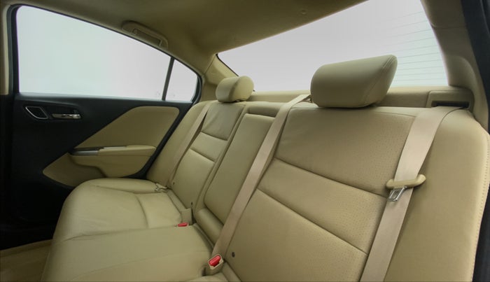2017 Honda City ZX CVT, Petrol, Automatic, 44,106 km, Right Side Door Cabin View