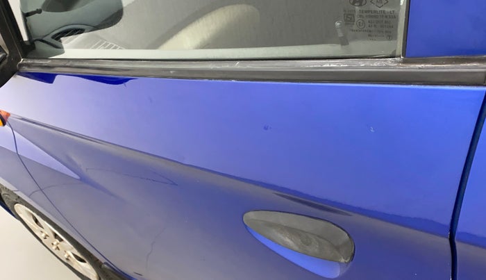 2014 Hyundai Eon MAGNA +, Petrol, Manual, 60,050 km, Front passenger door - Slightly dented
