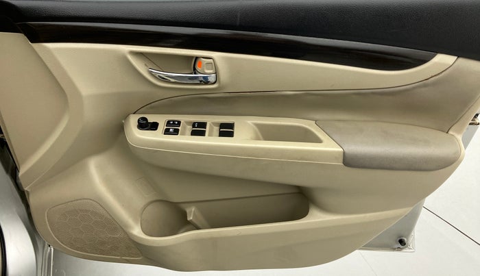 2015 Maruti Ciaz ZDI, Diesel, Manual, 62,245 km, Driver Side Door Panels Control