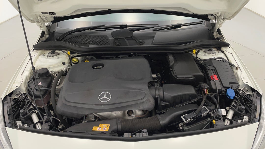 Open Bonnet (Engine)
