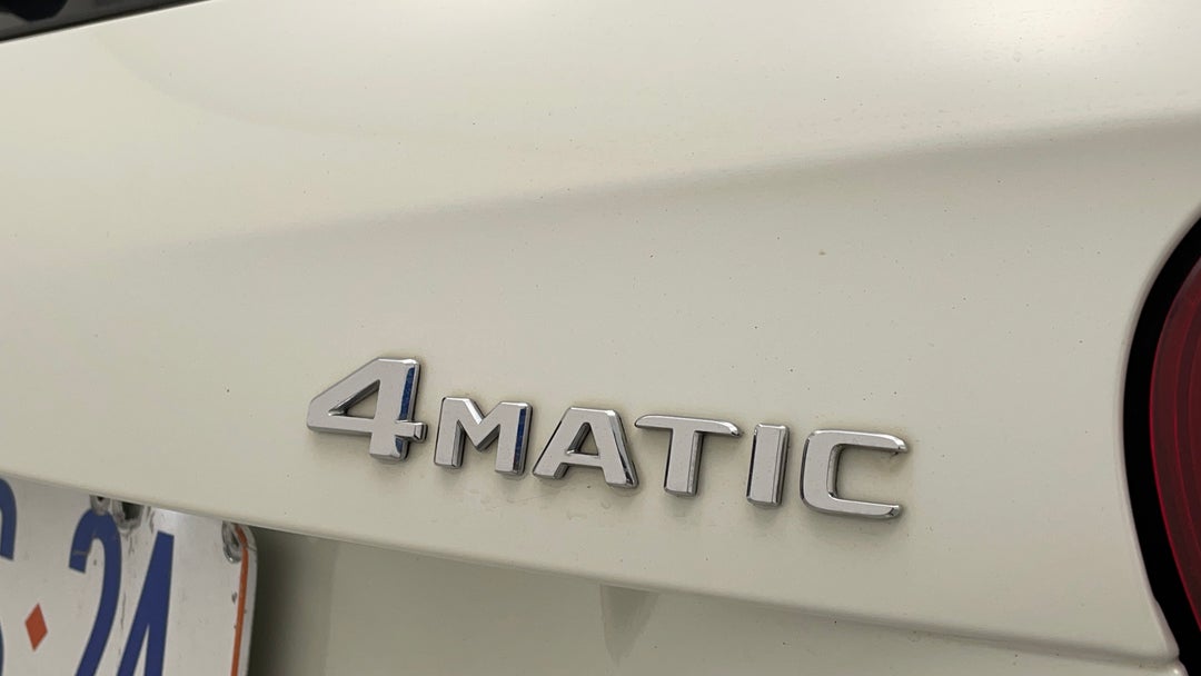 Badge (Boot Right Side)