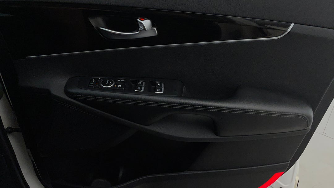 2019 Kia Sorento Sport (4x4), Automatic, 105515 km, Speaker View