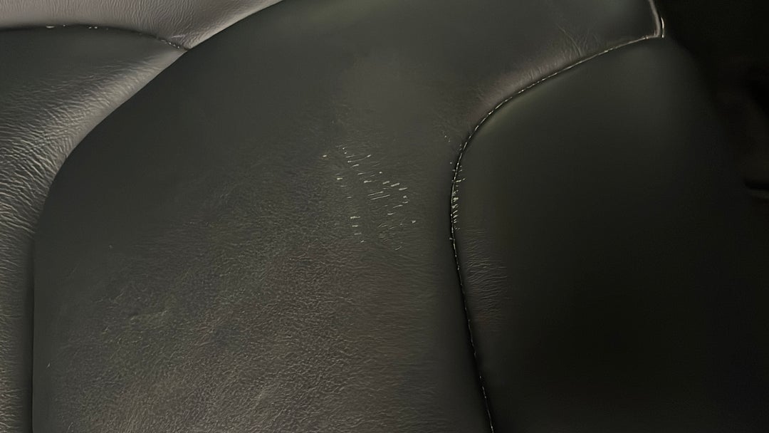 2015 Jeep Cherokee Limited (4x4), Automatic, 94409 km, Seats Rear RHS Wear