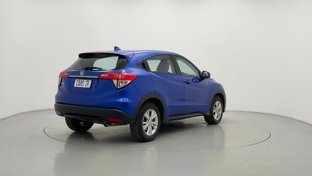 2021 Honda HR-V Vti, Automatic, 64787 km, Right Back Diagonal (45- Degree) View