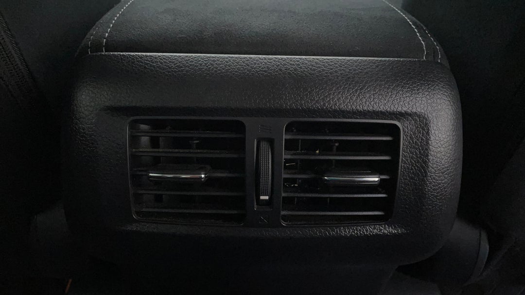 Rear A/C Vent