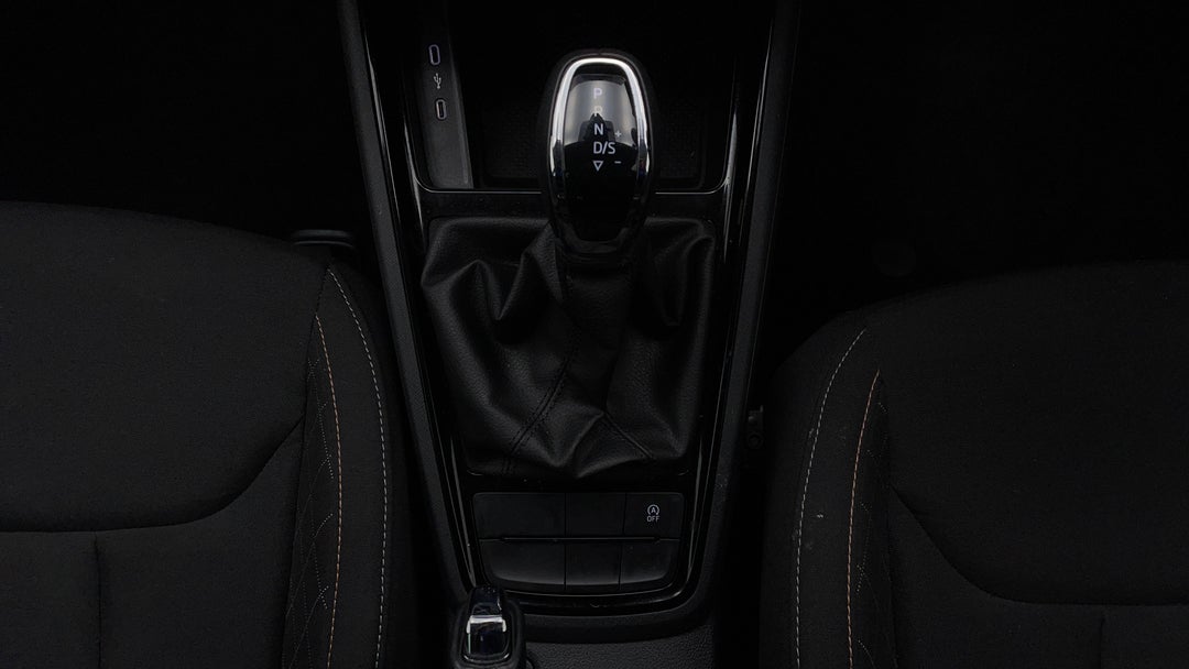 2023 SKODA Scala Ambition 85tsi, Automatic, 21589 km, Gear Lever 