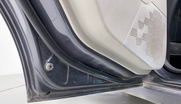 2019 Tata NEXON XM PETROL, Petrol, Manual, 95,344 km, Rear left door - Slight discoloration
