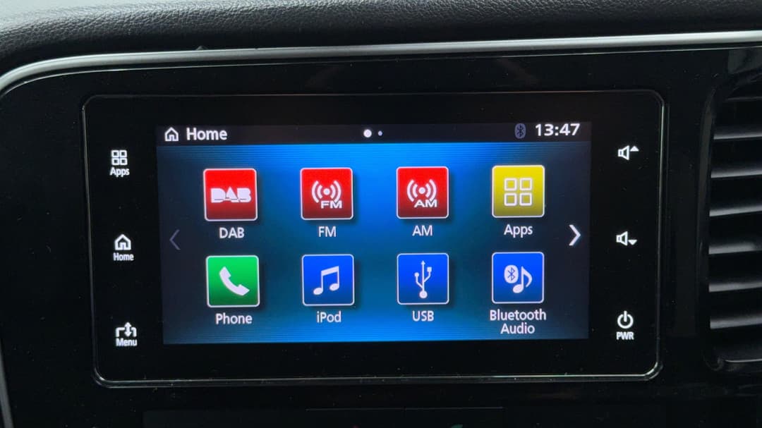 2017 Mitsubishi Outlander Ls Safety Pack (4x4) 7 Seats, Automatic, 144101 km, Infotainment System