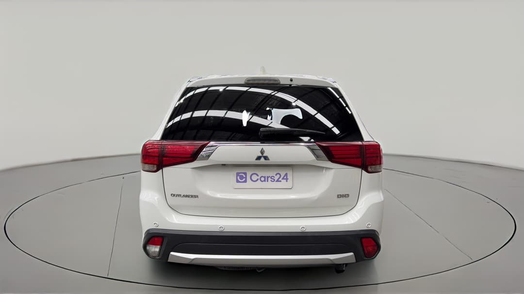 2017 Mitsubishi Outlander Ls Safety Pack (4x4) 7 Seats, Automatic, 144101 km, Back/Rear View