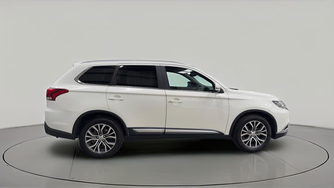 2017 Mitsubishi Outlander Ls Safety Pack (4x4) 7 Seats, Automatic, 144101 km, Right Side View