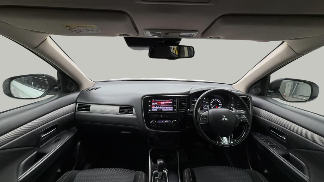 2017 Mitsubishi Outlander Ls Safety Pack (4x4) 7 Seats, Automatic, 144101 km, Dashboard View