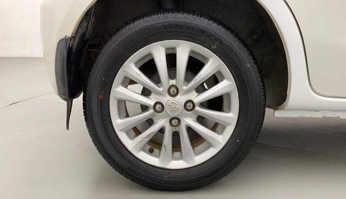 2013 Toyota Etios Liva V, Petrol, Manual, 41,679 km, Right Rear Wheel