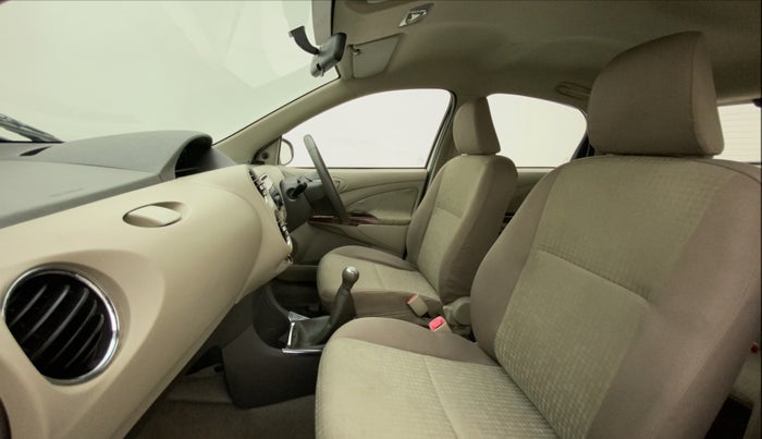 2013 Toyota Etios Liva V, Petrol, Manual, 41,679 km, Right Side Front Door Cabin