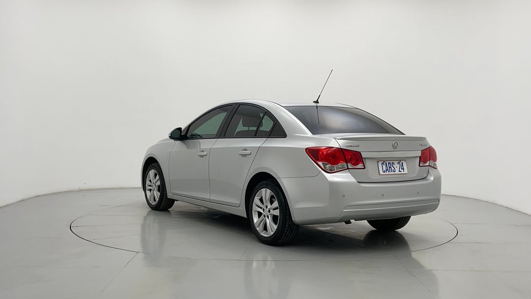 Left Back Diagonal (45- Degree) View