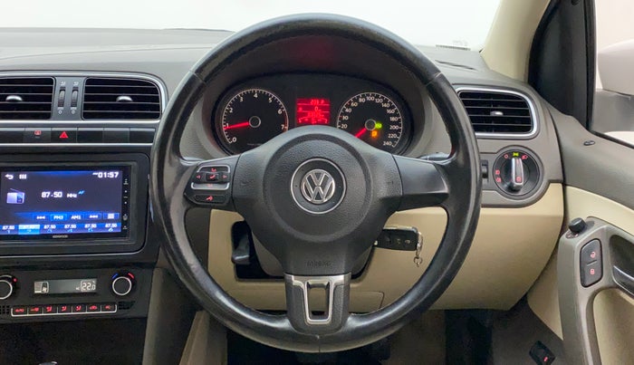 2012 Volkswagen Vento HIGHLINE PETROL AT, Petrol, Automatic, 83,625 km, Steering Wheel Close Up