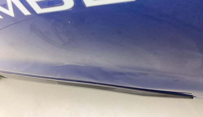 2018 Renault Kwid CLIMBER 1.0, Petrol, Manual, 37,582 km, Driver-side door - Slightly dented