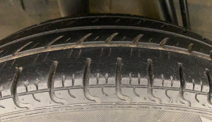 2018 Renault Kwid CLIMBER 1.0, Petrol, Manual, 37,650 km, Right Rear Tyre Tread