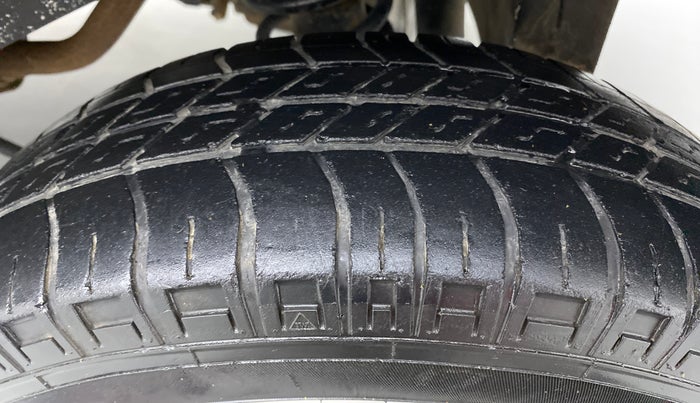 2018 Maruti Eeco 5 STR WITH AC PLUSHTR, Petrol, Manual, 37,999 km, Left Rear Tyre Tread
