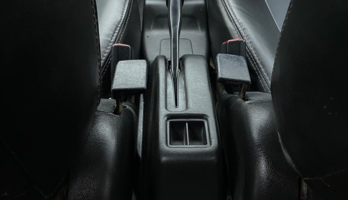2018 Maruti Eeco 5 STR WITH AC PLUSHTR, Petrol, Manual, 37,999 km, Driver Side Adjustment Panel