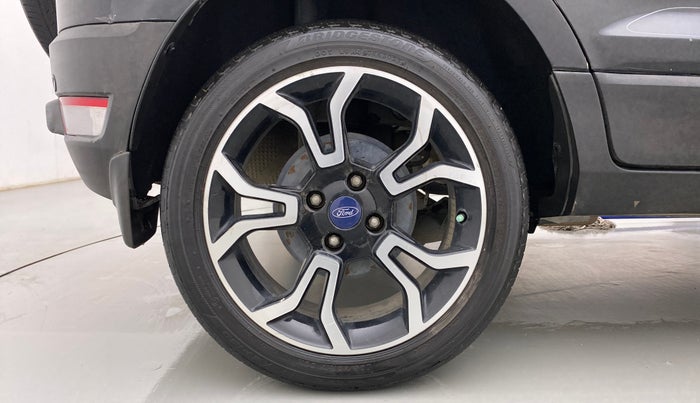 2018 Ford Ecosport TITANIUM 1.5L SIGNATURE EDITION (SUNROOF) DIESEL, Diesel, Manual, 95,889 km, Right Rear Wheel