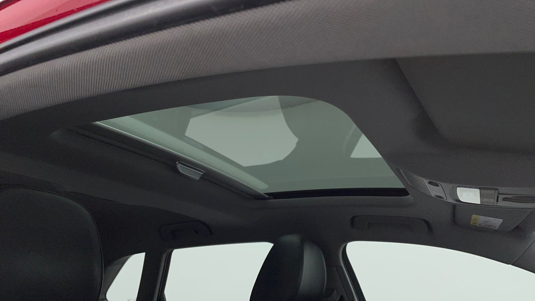 Interior Sunroof/Moonroof