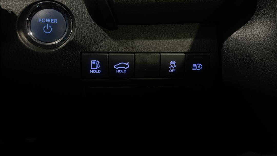 2023 Toyota Camry Ascent Hybrid, Automatic, 55004 km, Utility Switches/Buttons
