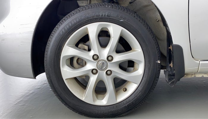 2016 Nissan Micra XV CVT, Petrol, Automatic, 8,096 km, Left Front Wheel