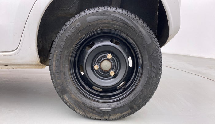 2017 Datsun Redi Go T (O), Petrol, Manual, 17,658 km, Left Rear Wheel